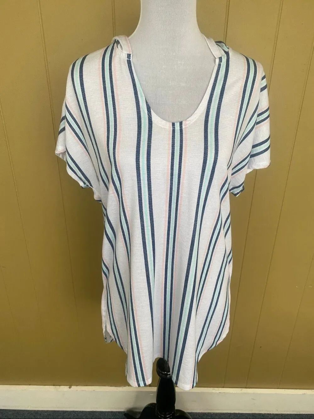 Time & true women M 8-10 scoopneck pullover hooded stripe swim cover